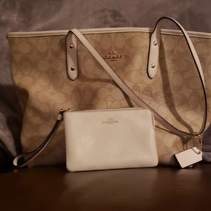 Coach purse with coin purse